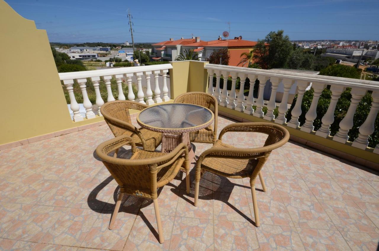 Casa Da Torre Espetacular V4 Com Piscina Portimao